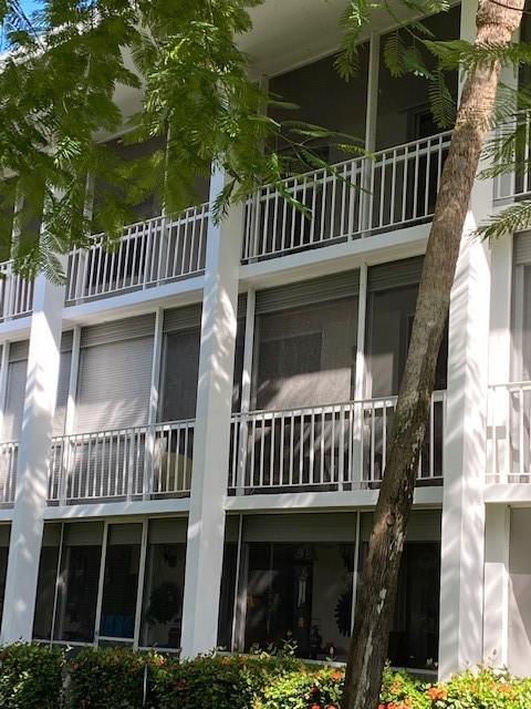 DEERFIELD LAKE - Residential