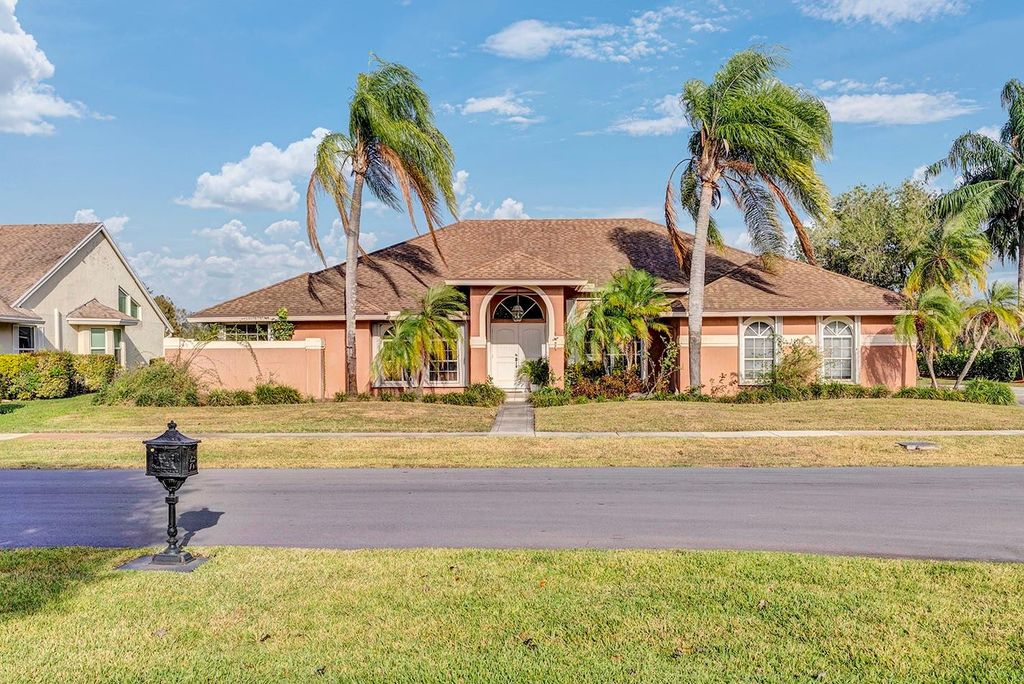 Photo of 1656 Grantham Drive, Wellington, FL 33414 (MLS # F10548124)