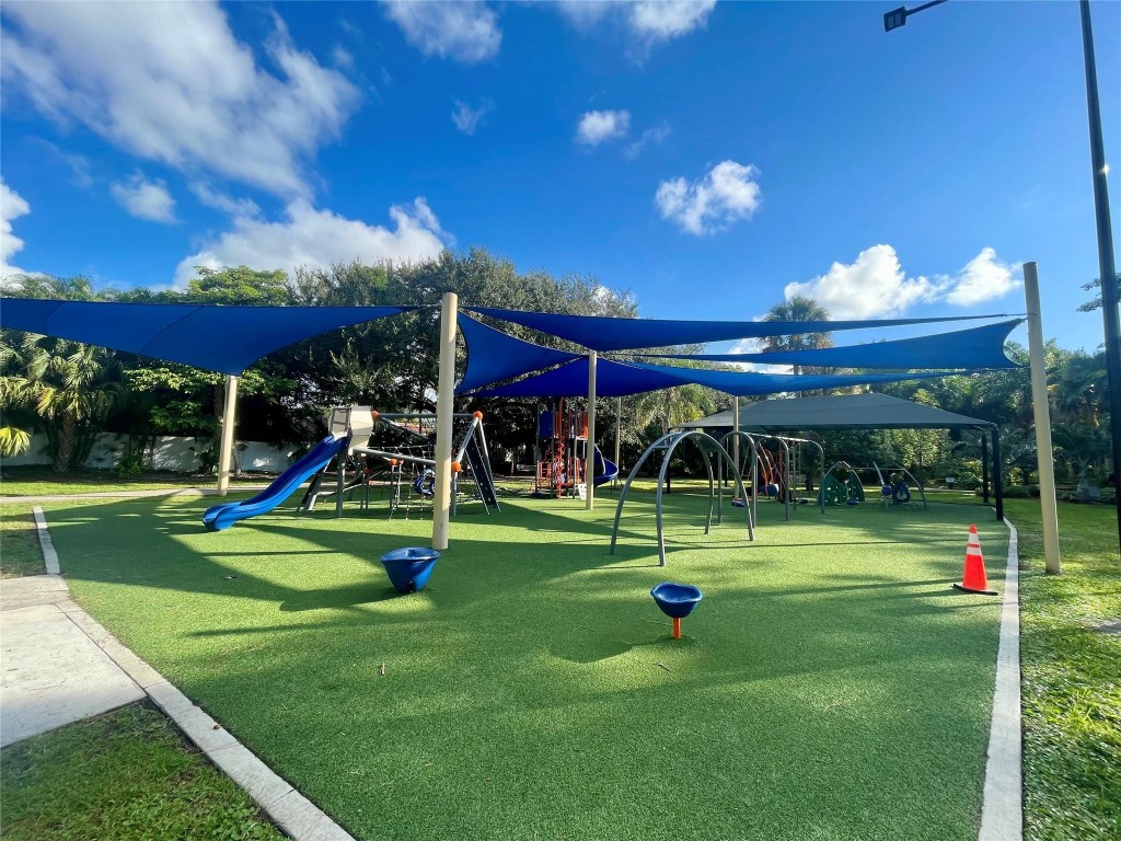 The Racquet Club Phase 1 - Residential