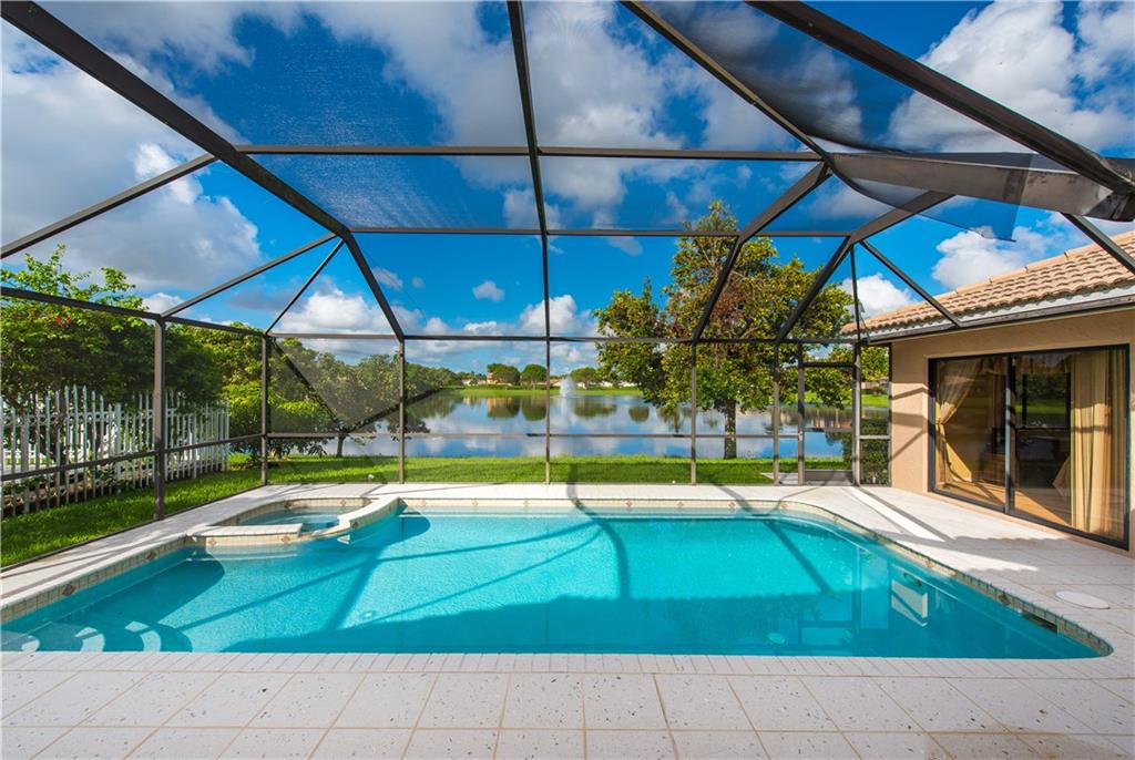 OAKBROOK/HIDDEN HAMMOCKS - Residential