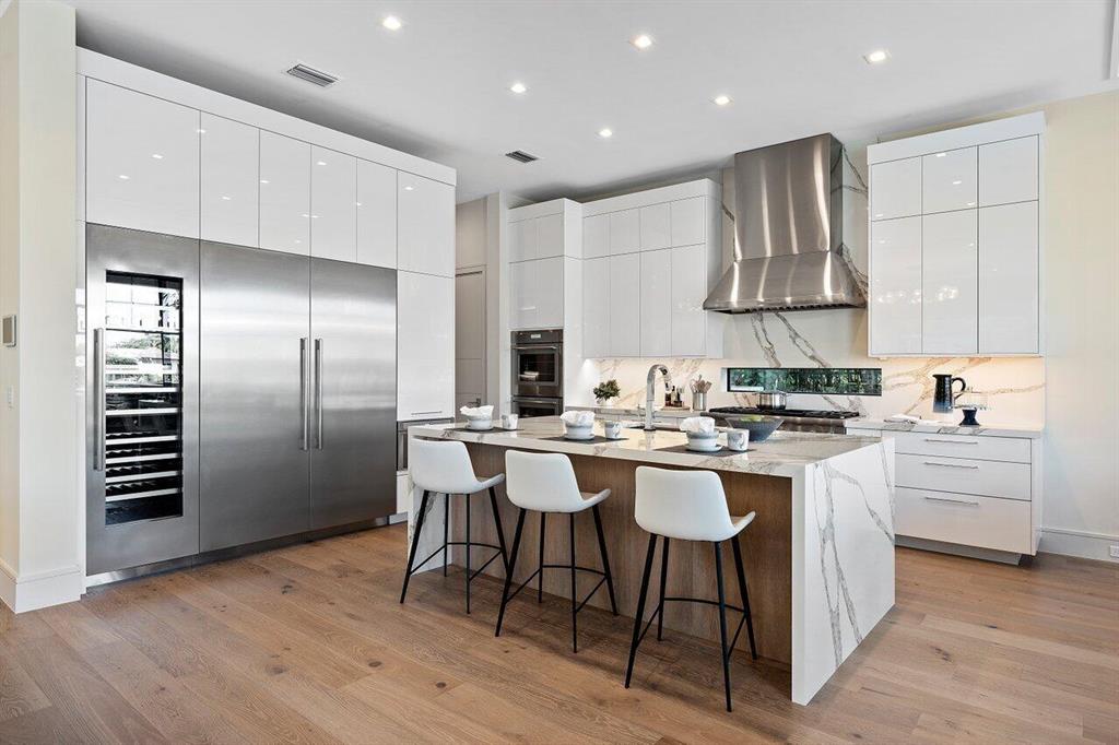 LAKE ROGERS ISLE UNIT A - Residential