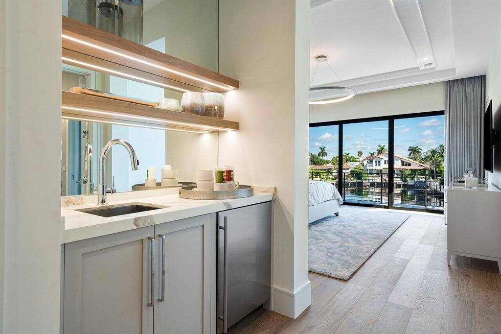 LAKE ROGERS ISLE UNIT A - Residential