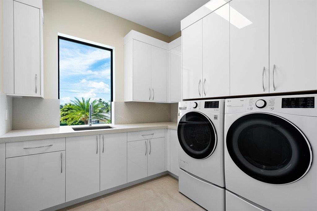 LAKE ROGERS ISLE UNIT A - Residential