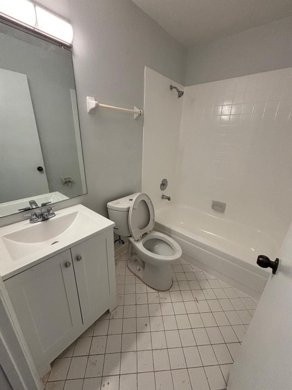 SUMMER LAKE CONDO - Residential Lease