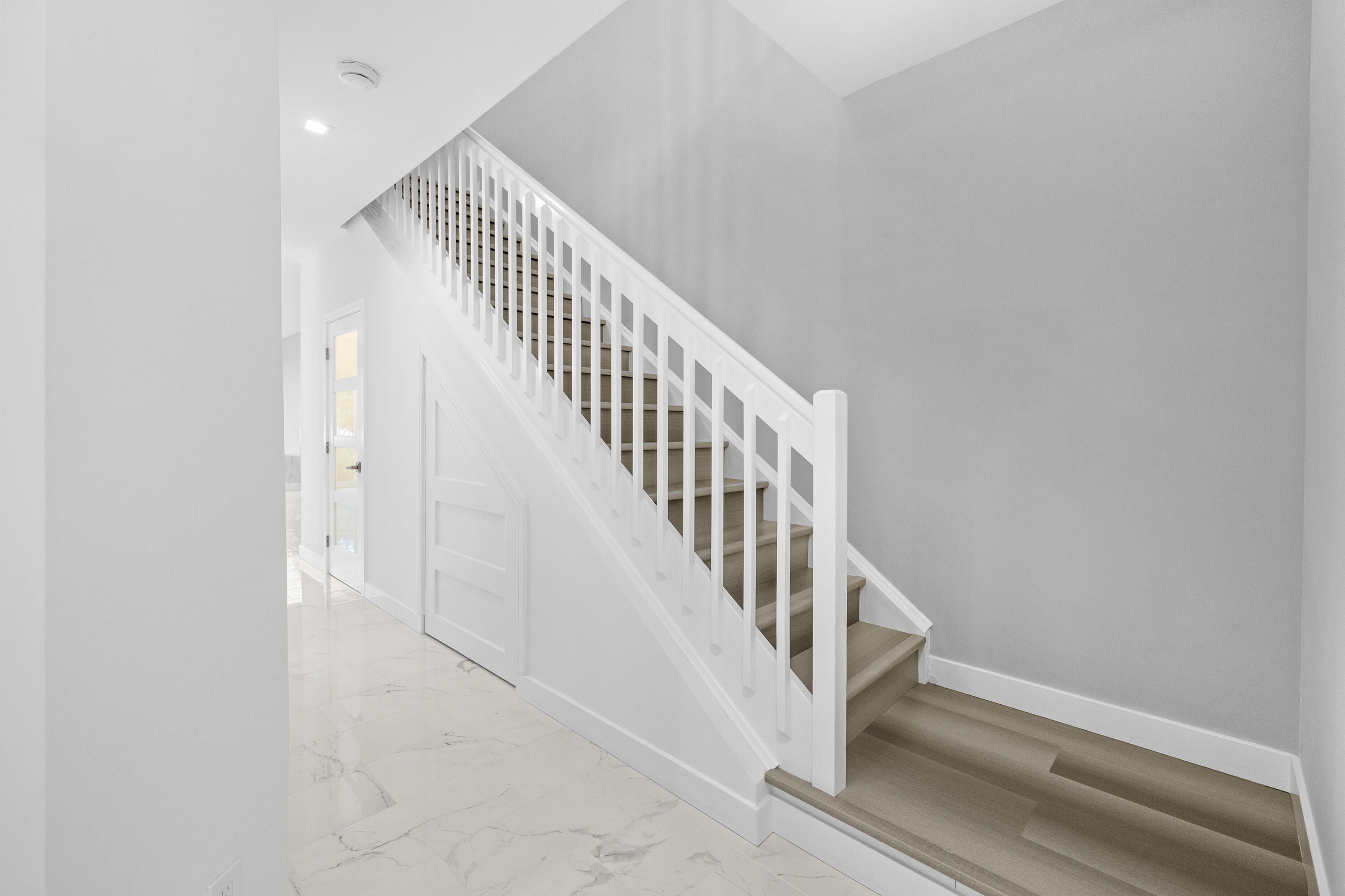 LAKESHORE NORTH - Residential
