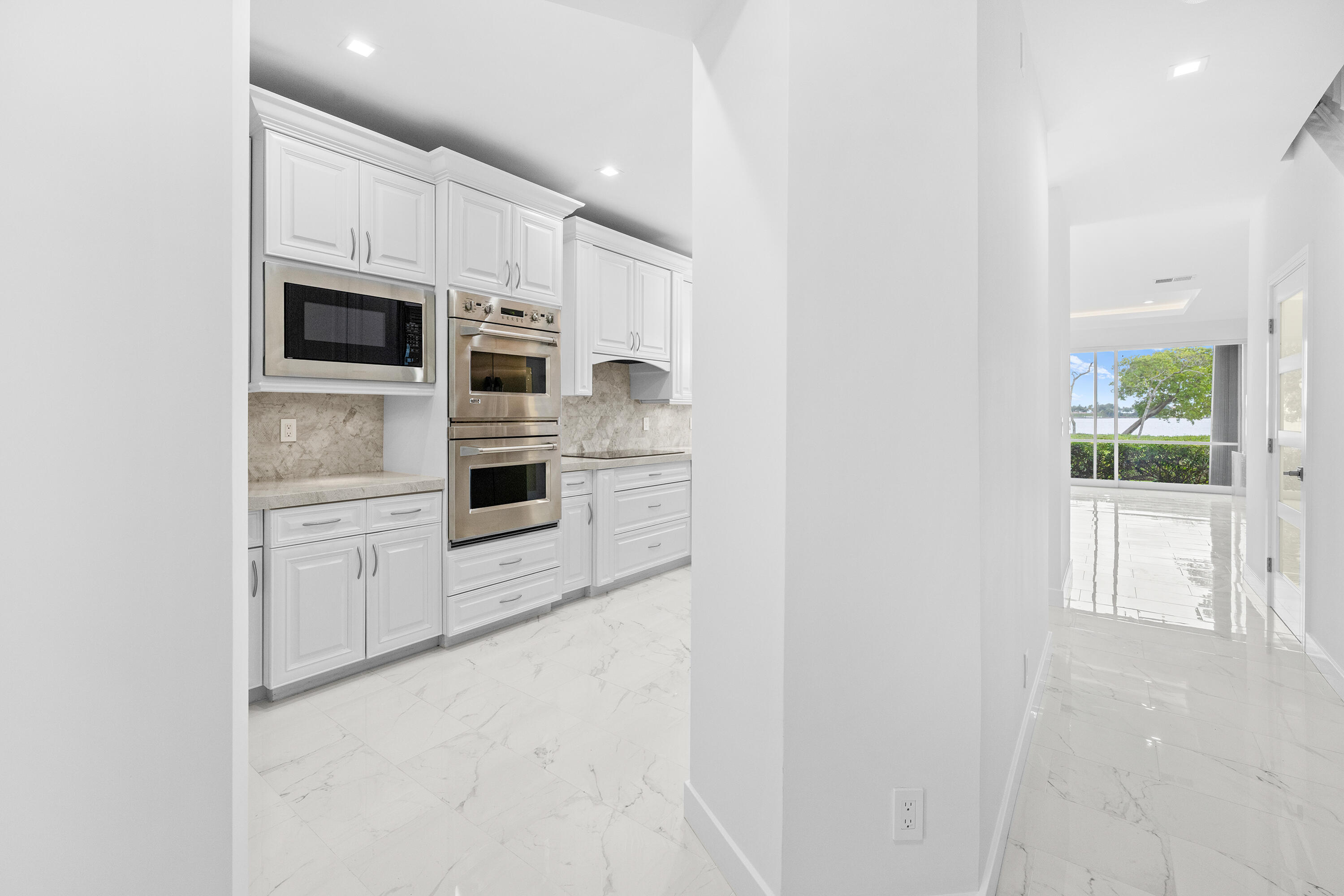 LAKESHORE NORTH - Residential