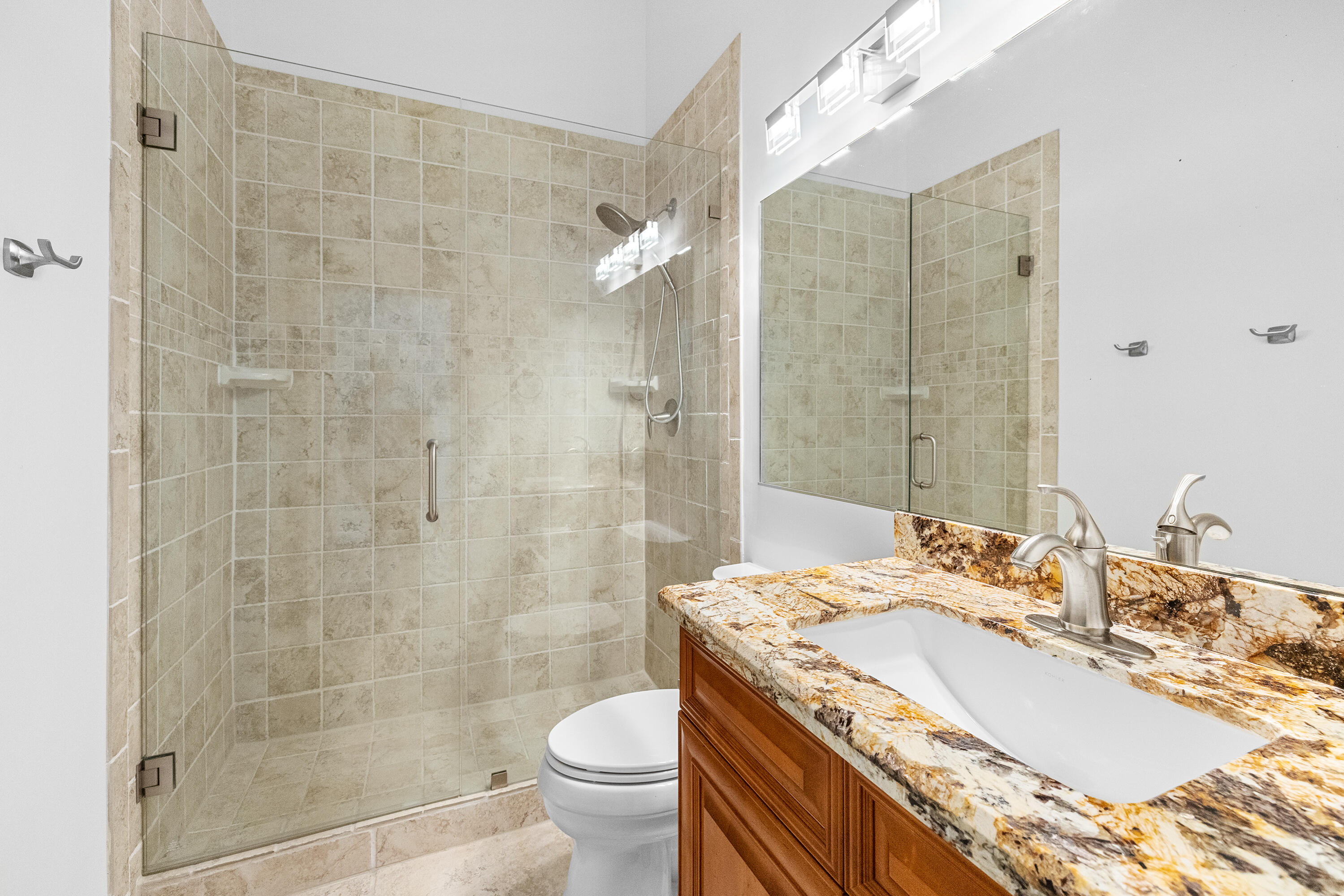 LAKESHORE NORTH - Residential