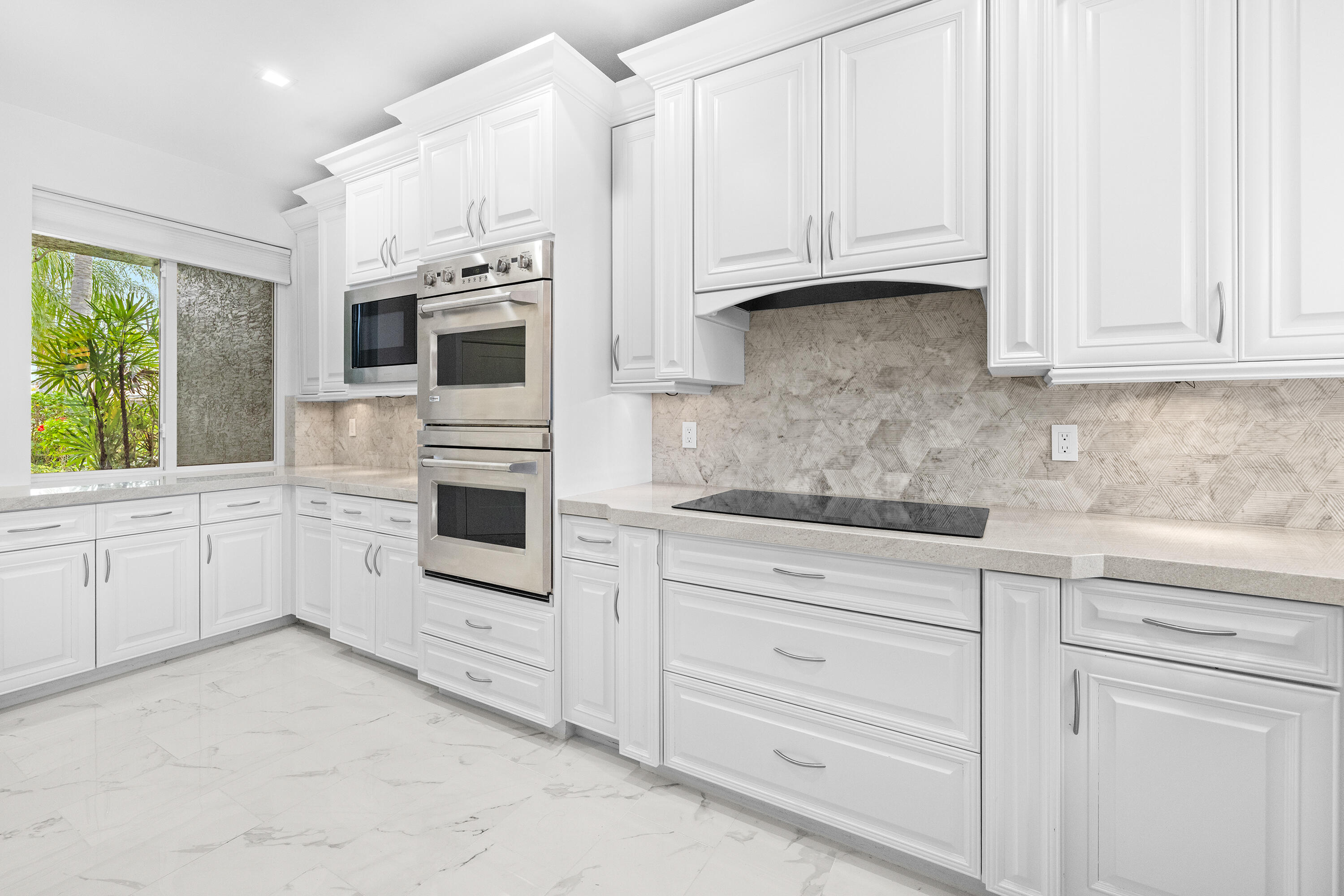 LAKESHORE NORTH - Residential