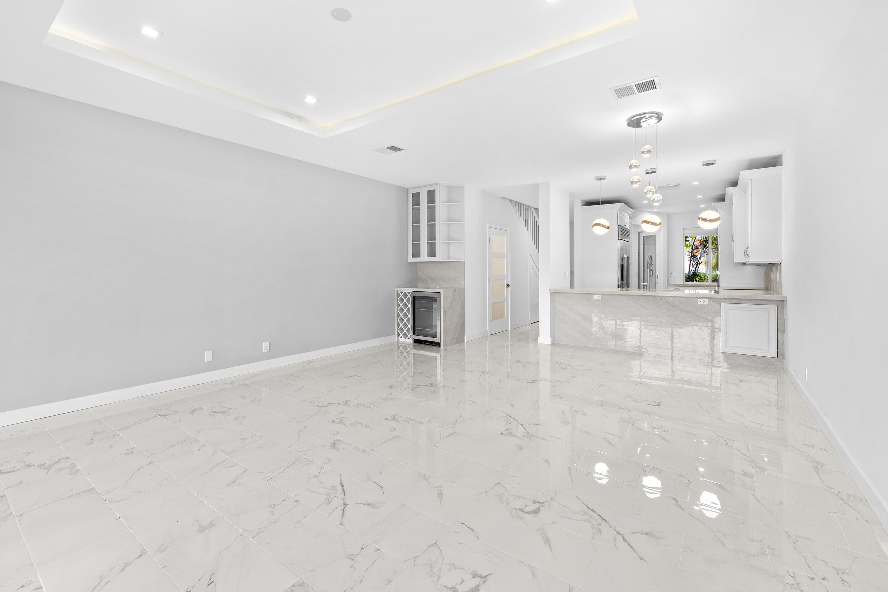 LAKESHORE NORTH - Residential