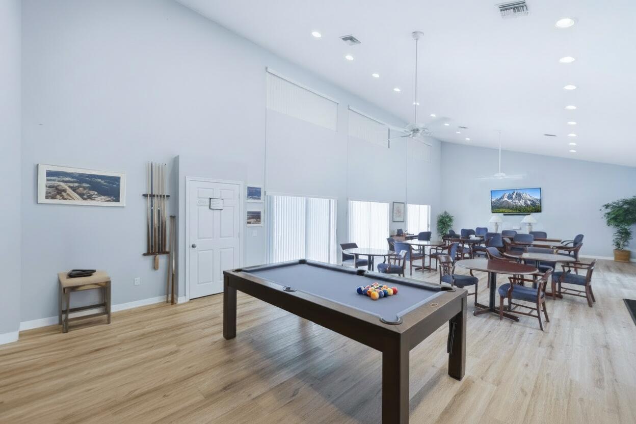 LAKESHORE NORTH - Residential