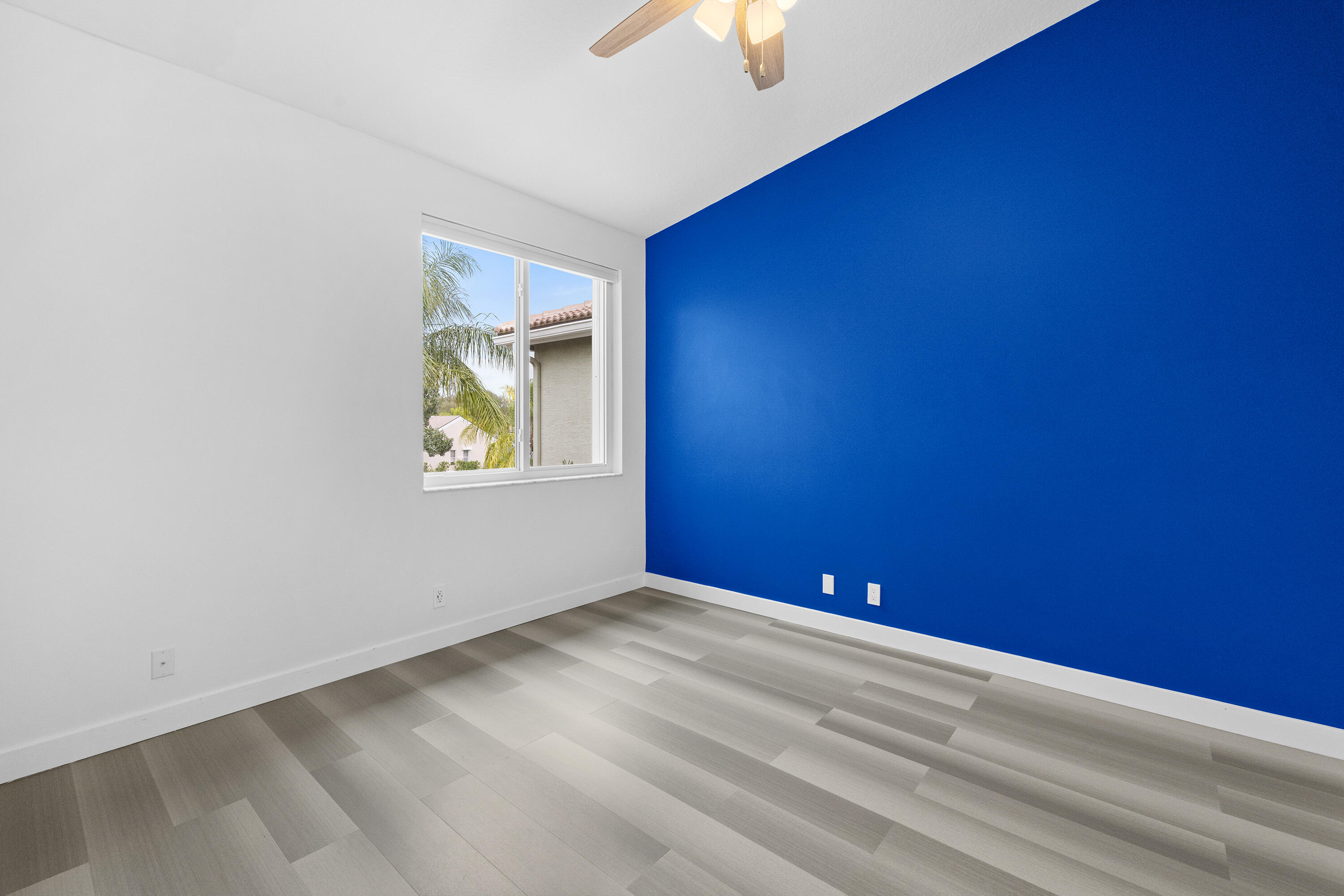 LAKESHORE NORTH - Residential