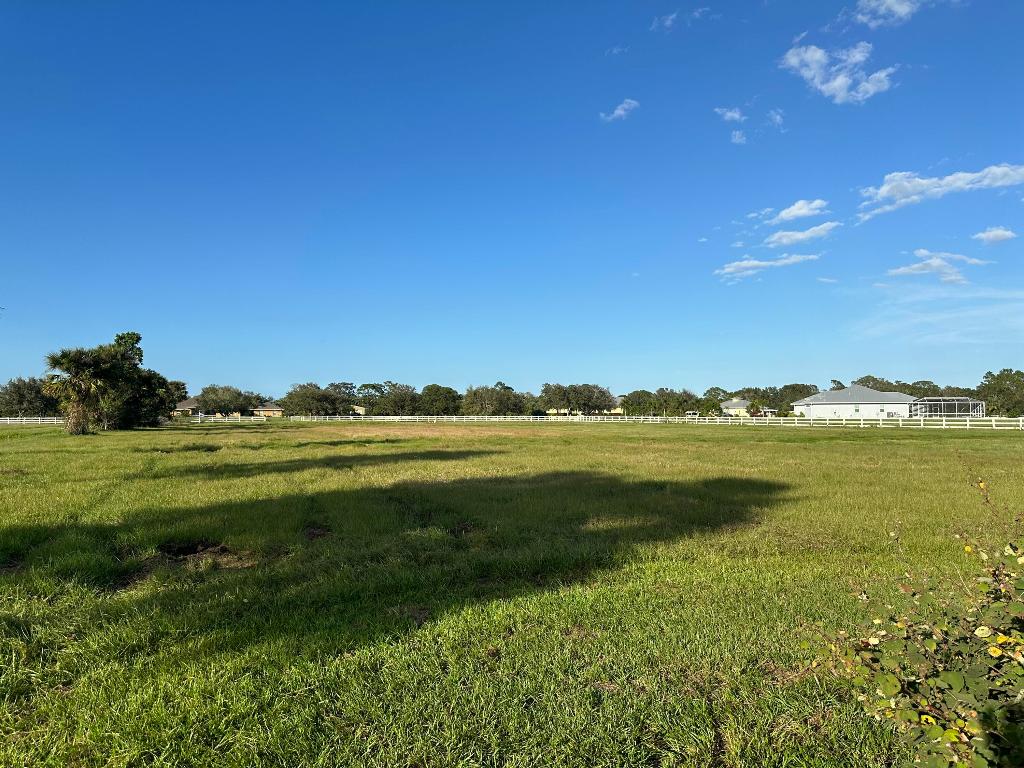 CARLTON COUNTY ESTATES - Land