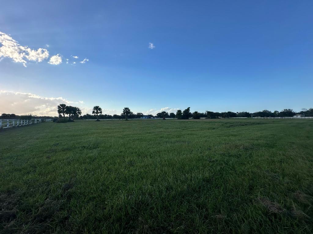 CARLTON COUNTY ESTATES - Land