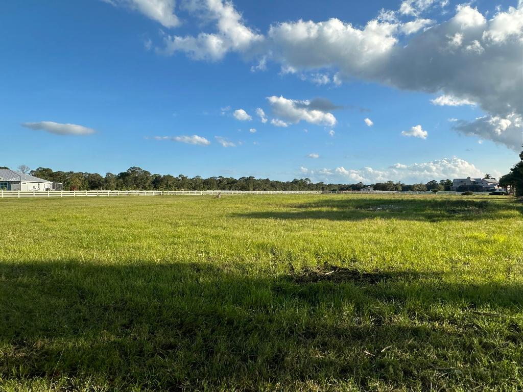 CARLTON COUNTY ESTATES - Land