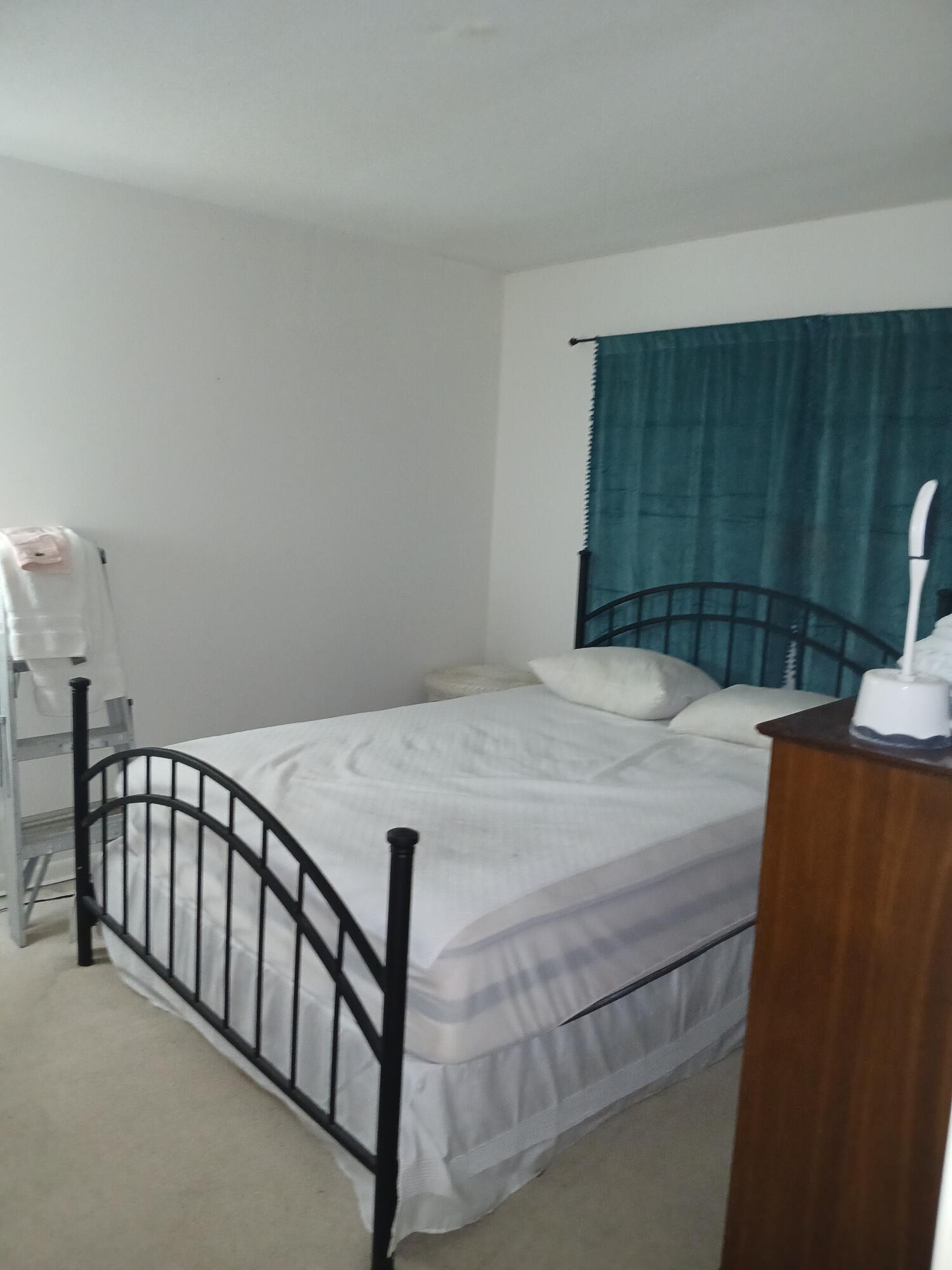 2601 NE 14th St Causeway 233