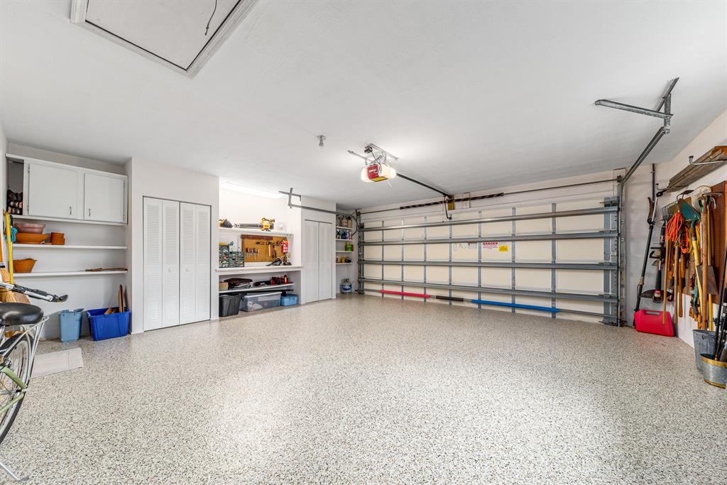 SOUNDINGS PLAT OF THE AND REPLAT OF BLOCK 6 & 7 - Residential