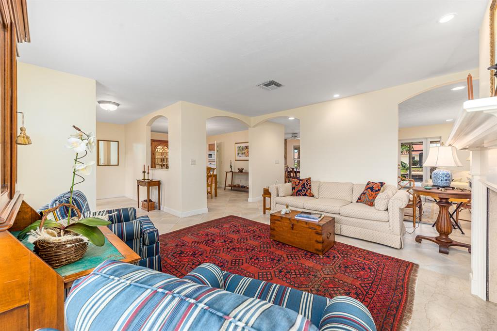 SOUNDINGS PLAT OF THE AND REPLAT OF BLOCK 6 & 7 - Residential