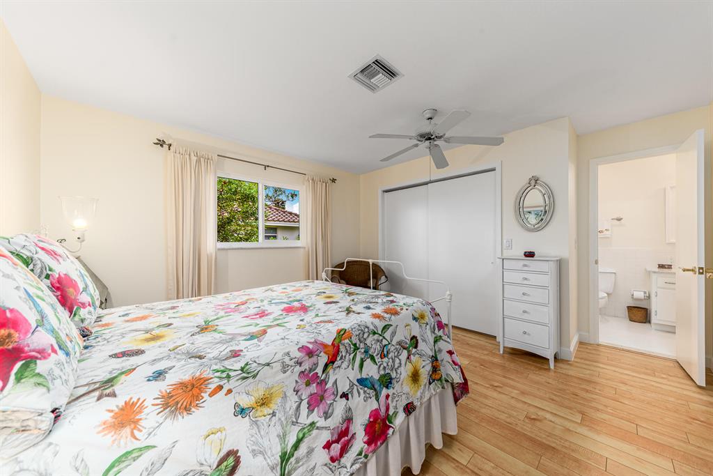 SOUNDINGS PLAT OF THE AND REPLAT OF BLOCK 6 & 7 - Residential