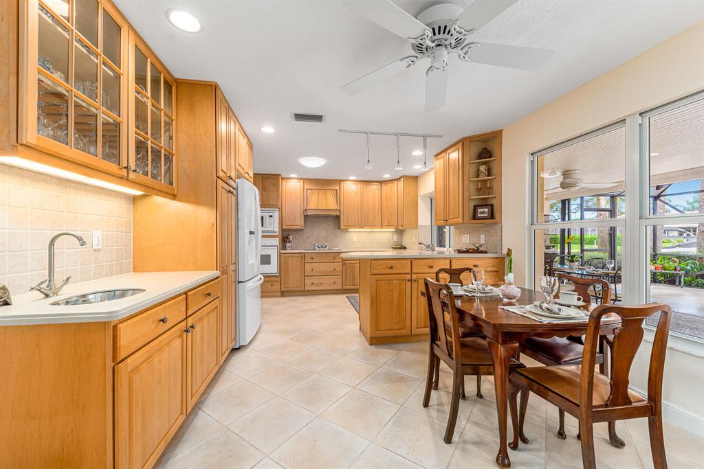 SOUNDINGS PLAT OF THE AND REPLAT OF BLOCK 6 & 7 - Residential