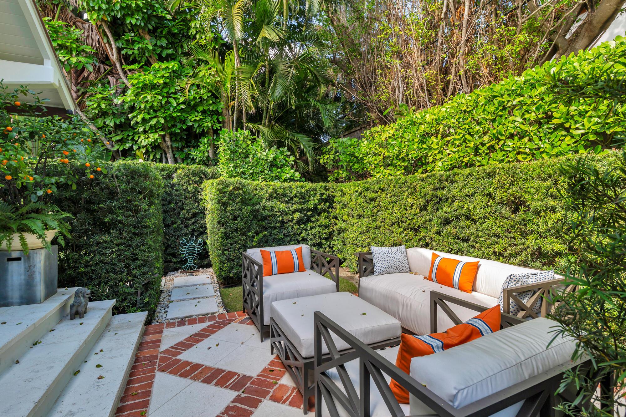 POINCIANA PARK 3RD ADD - Residential