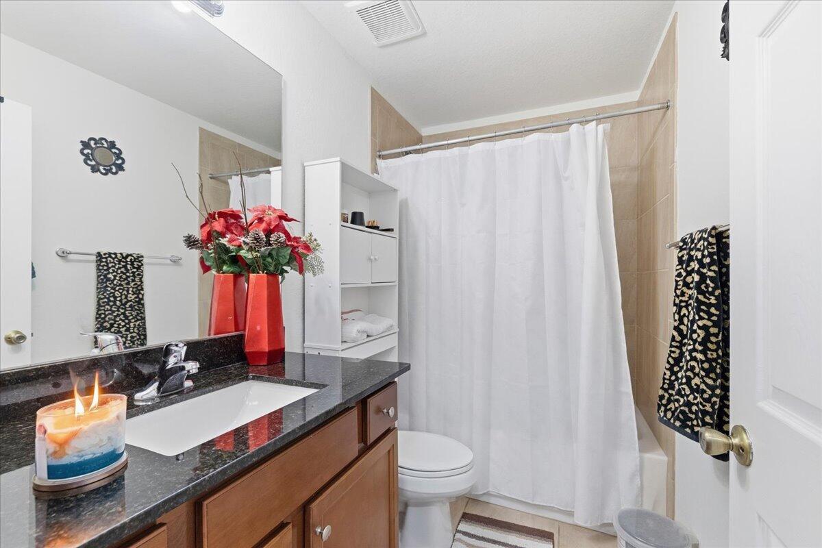 HICKORY PLACE - Residential