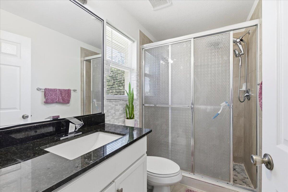 HICKORY PLACE - Residential