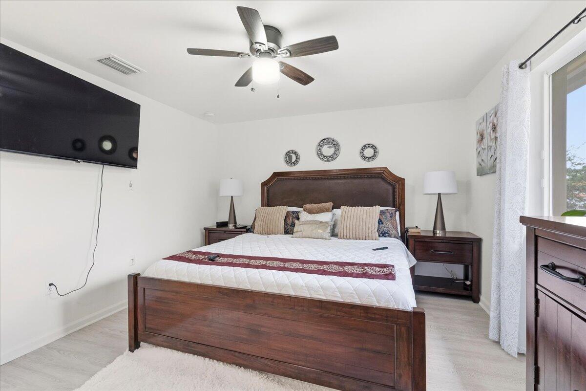 HICKORY PLACE - Residential