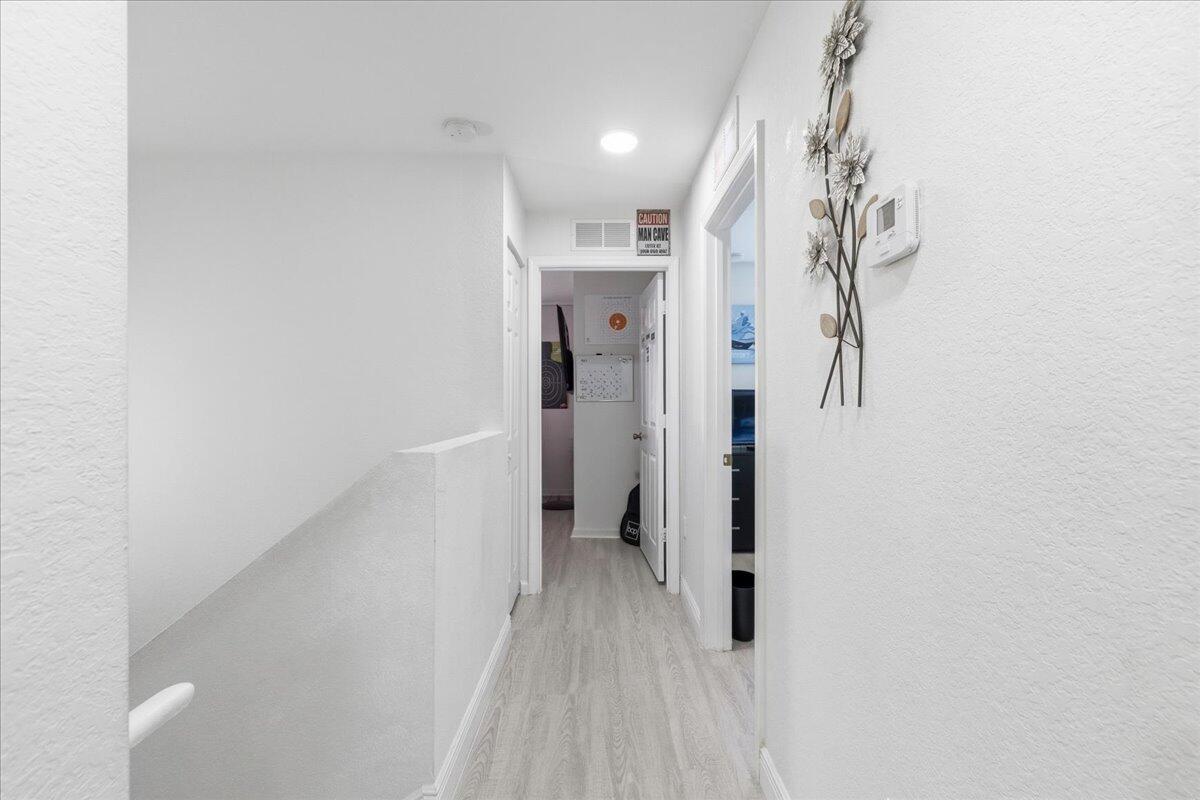 HICKORY PLACE - Residential