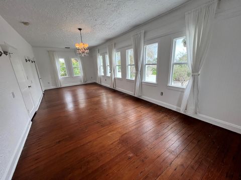 A home in Lake Worth Beach