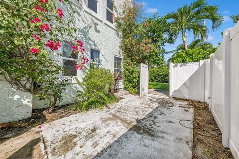 A home in Lake Worth Beach