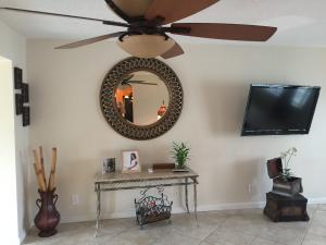 LUCERNE LAKES HOMES VILLA - Residential