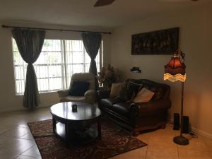 LUCERNE LAKES HOMES VILLA - Residential