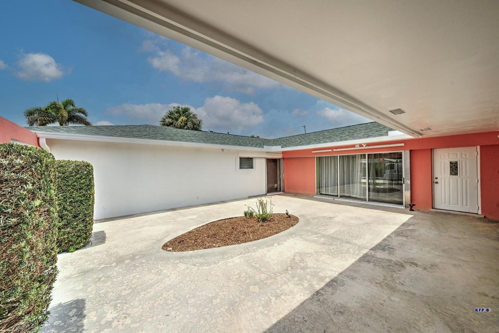 Photo of 523 Oyster Road, North Palm Beach, FL 33408 (MLS # R10988155)