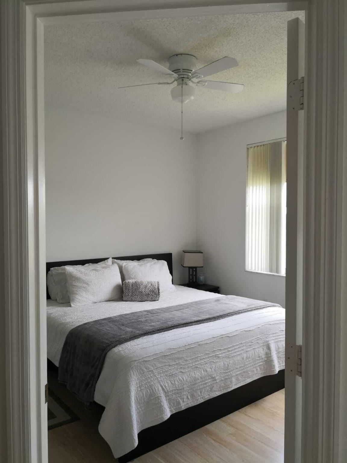 Properties 2100 Greenview Shores Boulevard 523