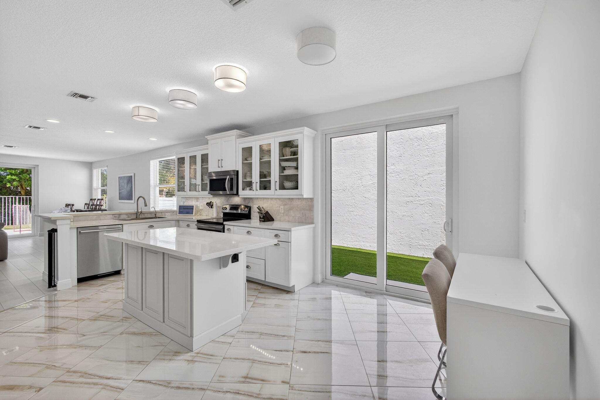 CLASSICS AT BEAR LAKES - Residential Lease
