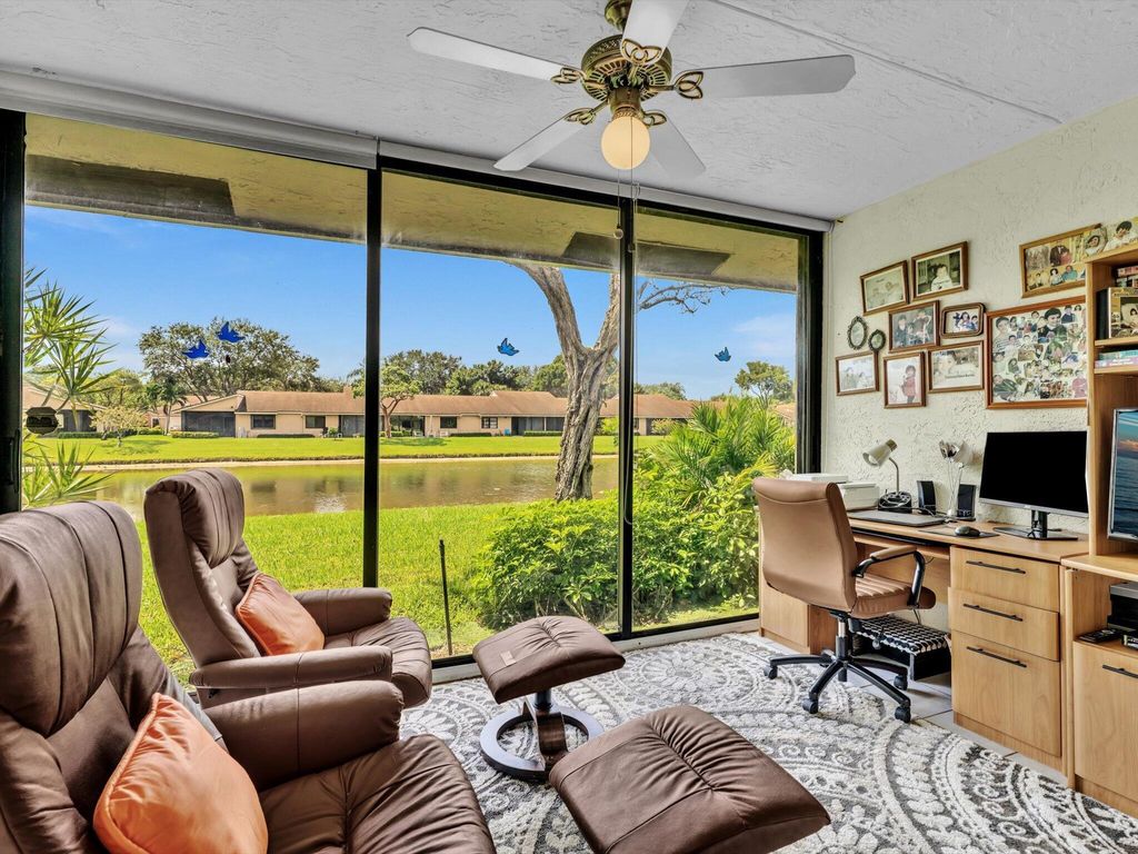 Photo of 8318 Springlake Drive, Boca Raton, FL 33496 (MLS # R11119254)