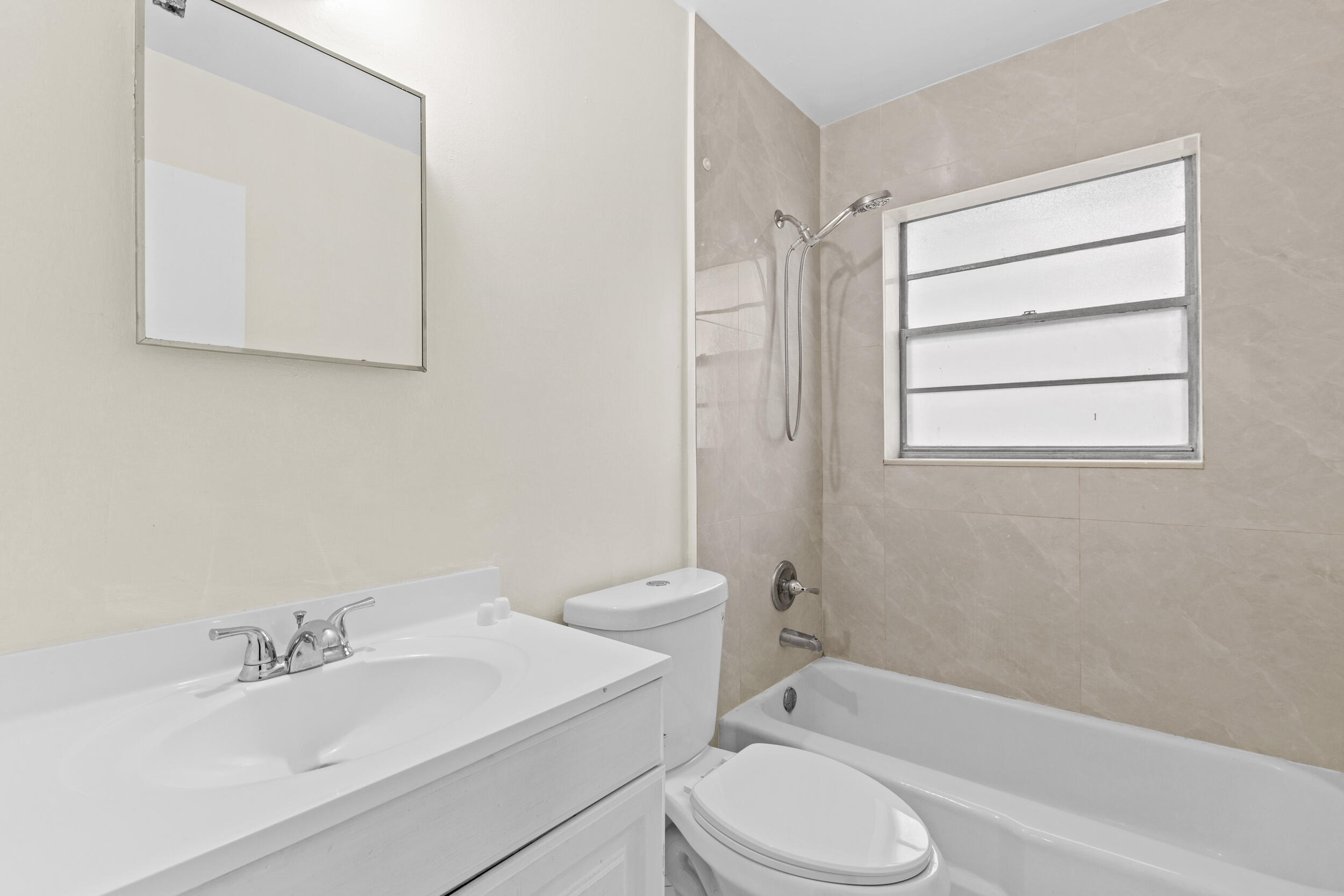 WICKLINES - Residential Income