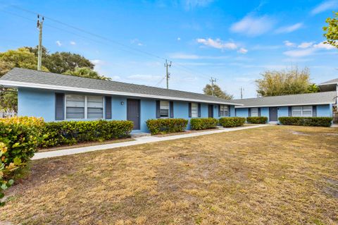 349 Wickline Boulevard 349, 351, 353 & 355 Lantana FL 33462