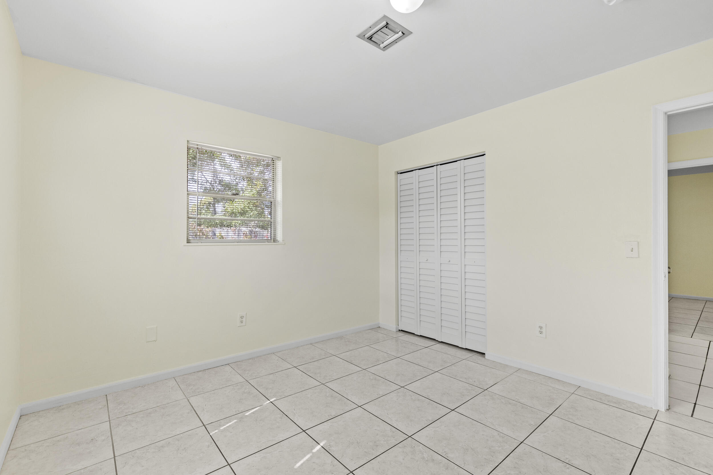 WICKLINES - Residential Income