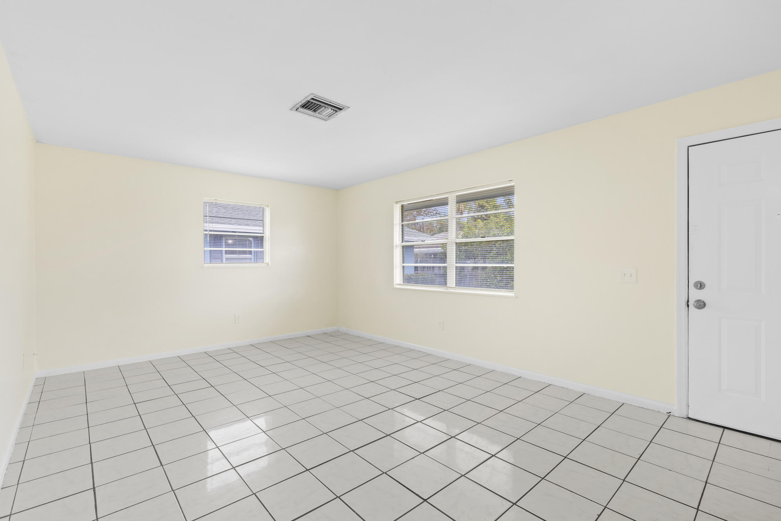 WICKLINES - Residential Income