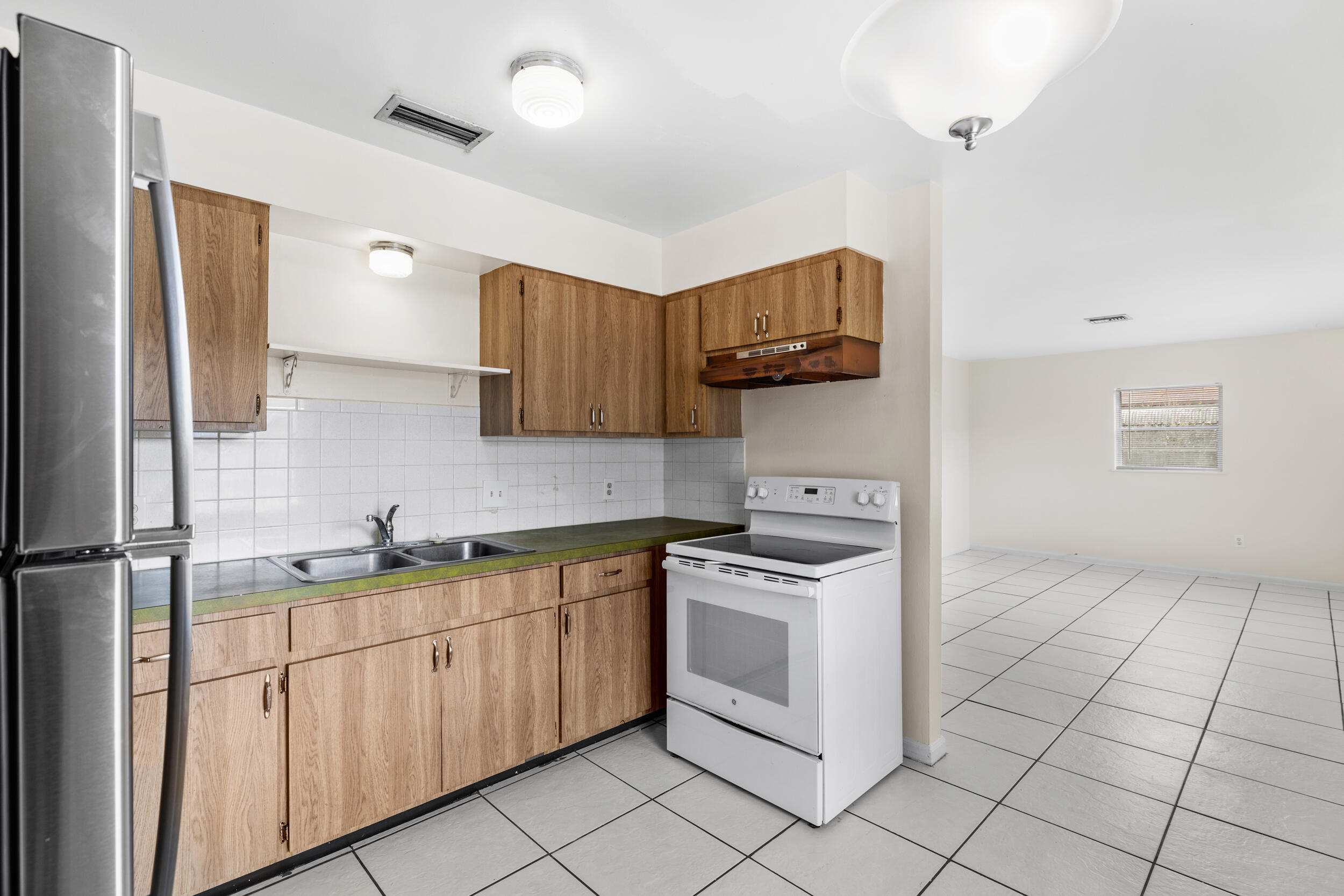 WICKLINES - Residential Income