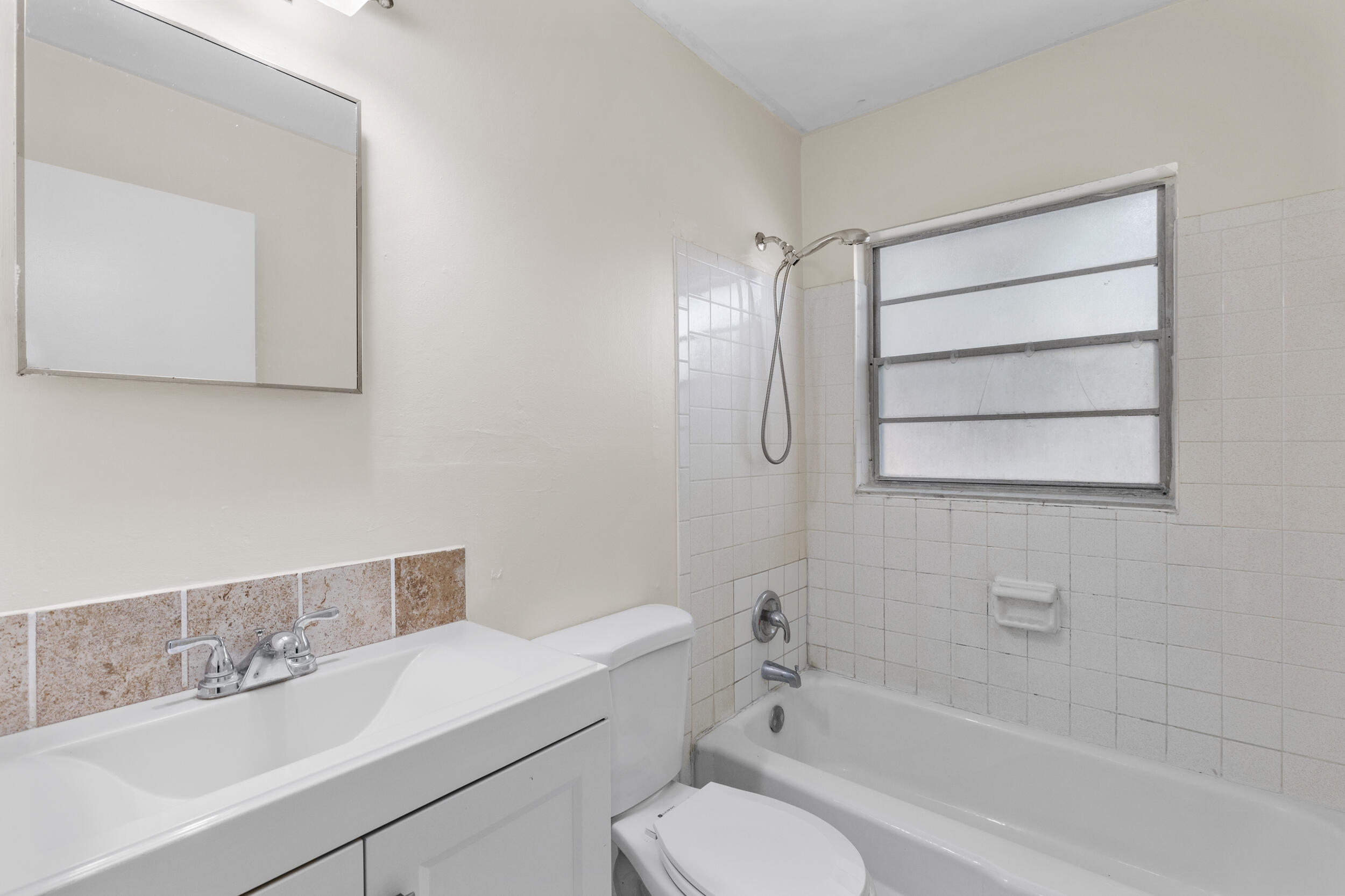 WICKLINES - Residential Income