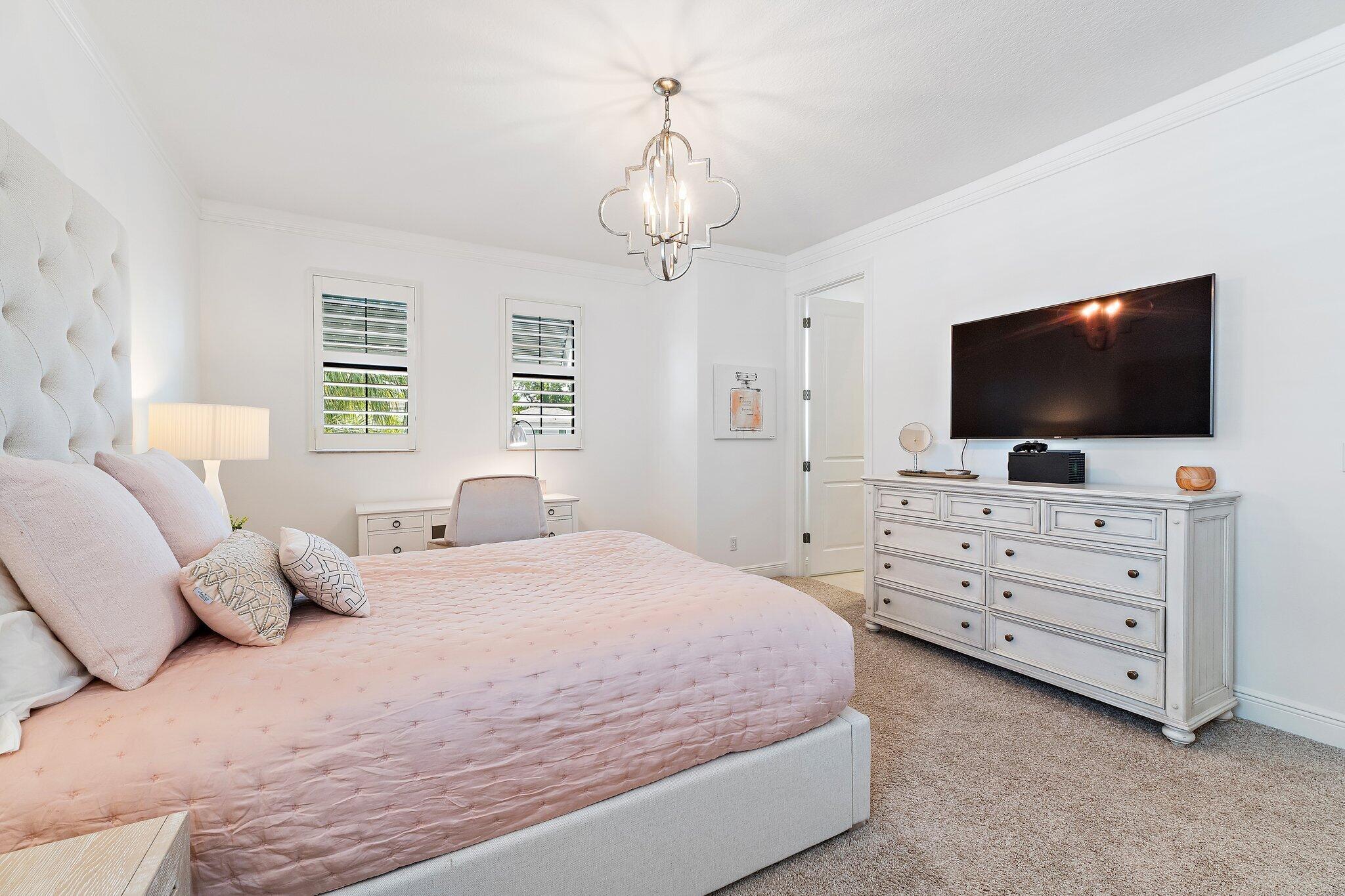 ARTISTRY - Residential