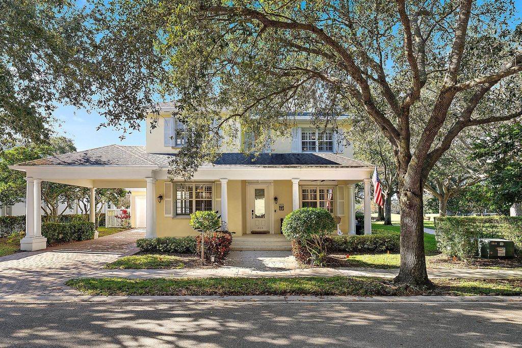 Photo of 206 Barbados Drive, Jupiter, FL 33458 (MLS # R11149033)