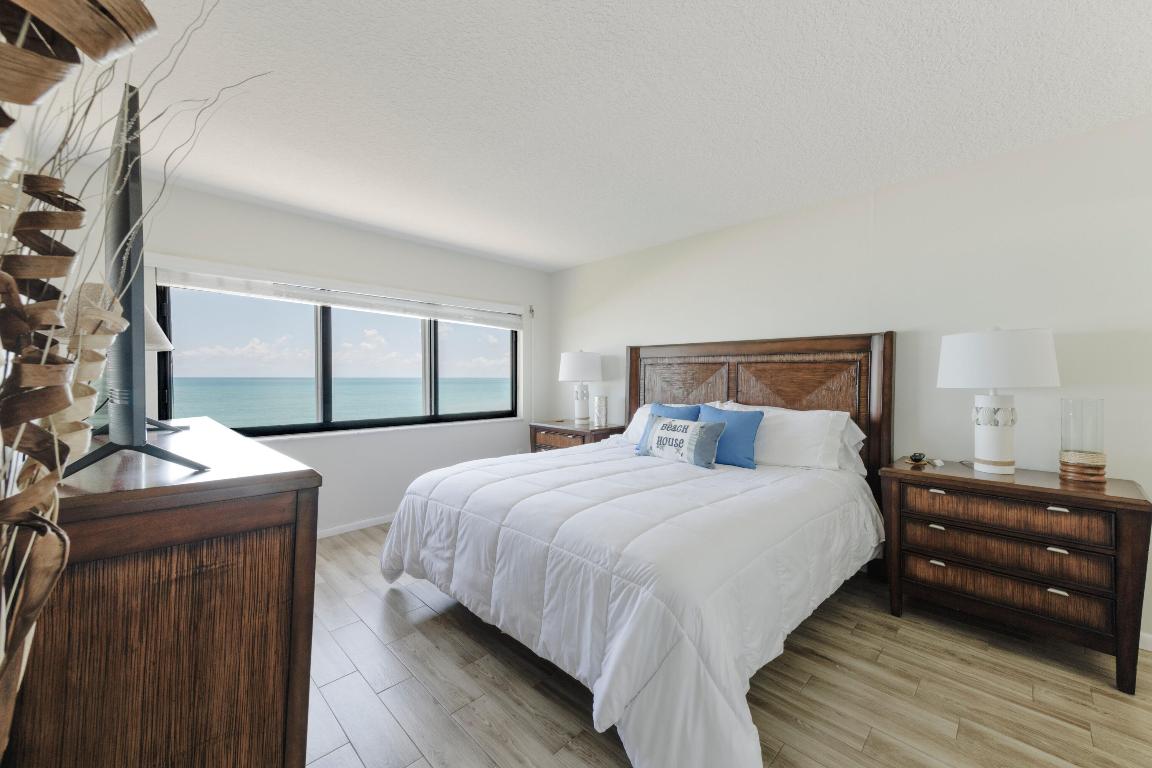 OCEAN HARBOUR SOUTH CONDOMINIUM - Residential Lease