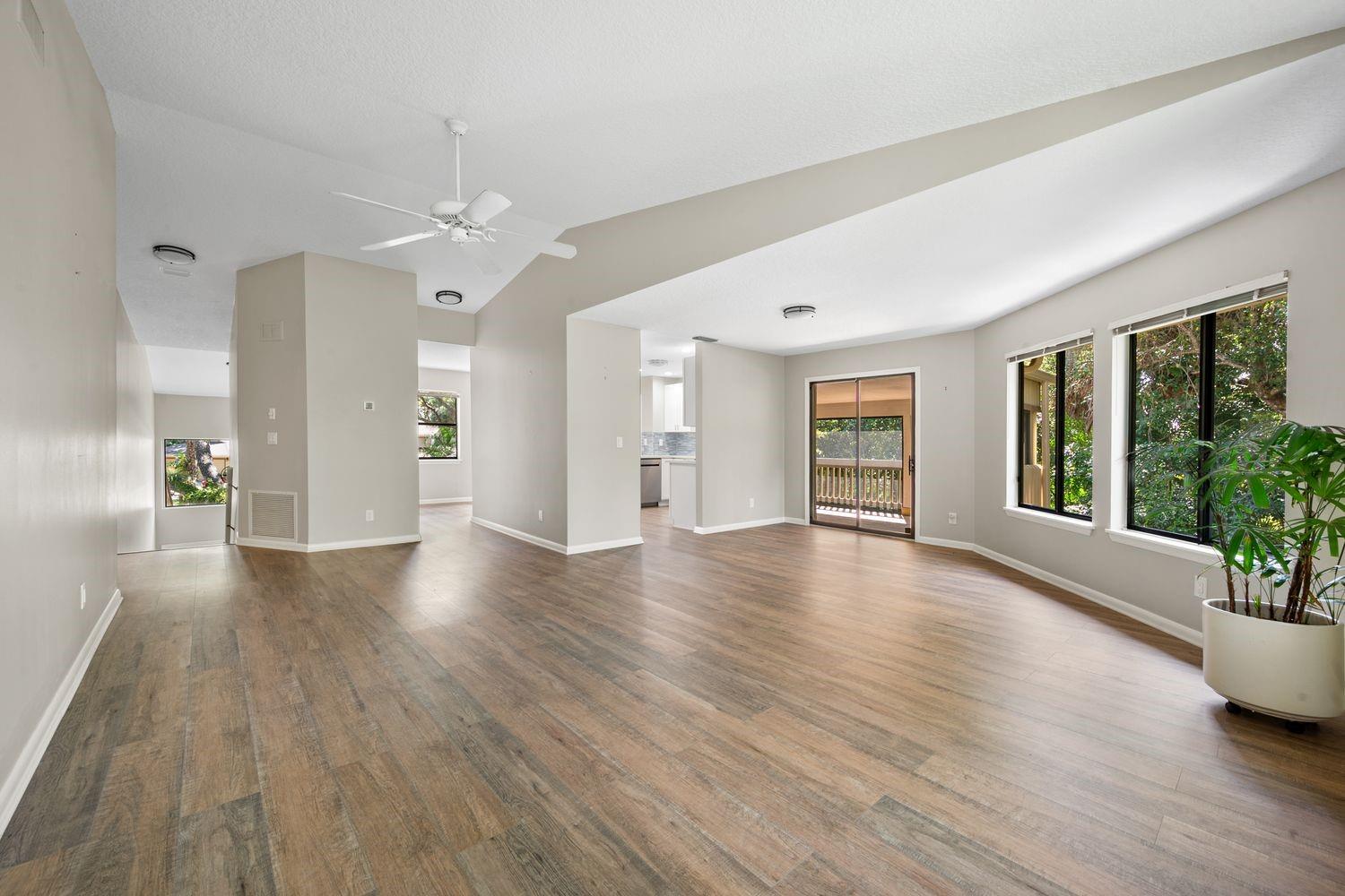 Schooner Oaks - Residential