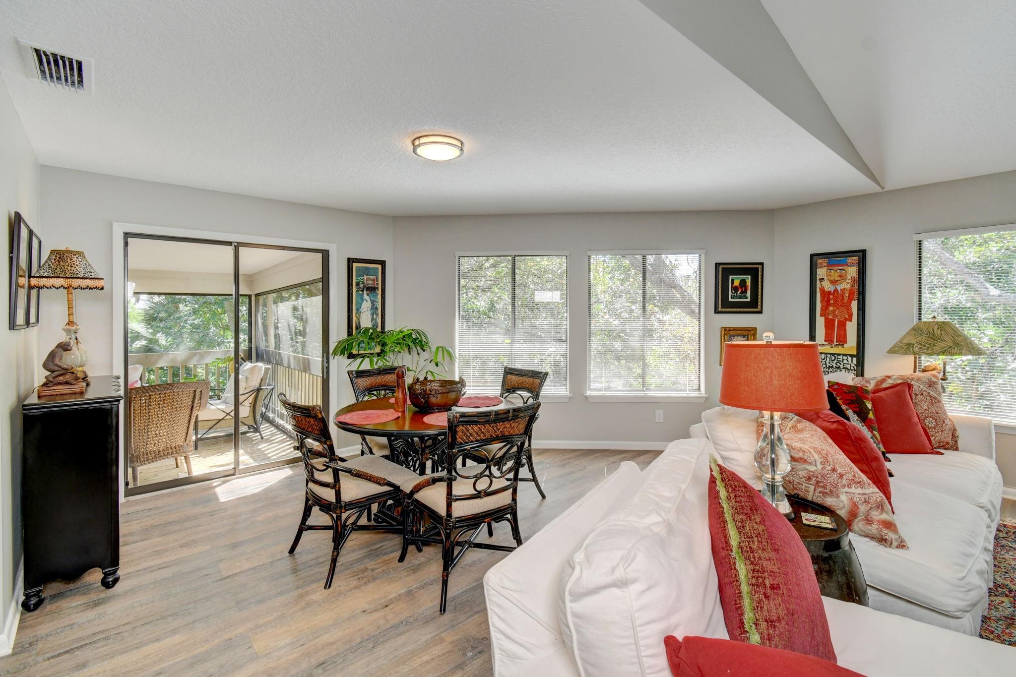 Schooner Oaks - Residential