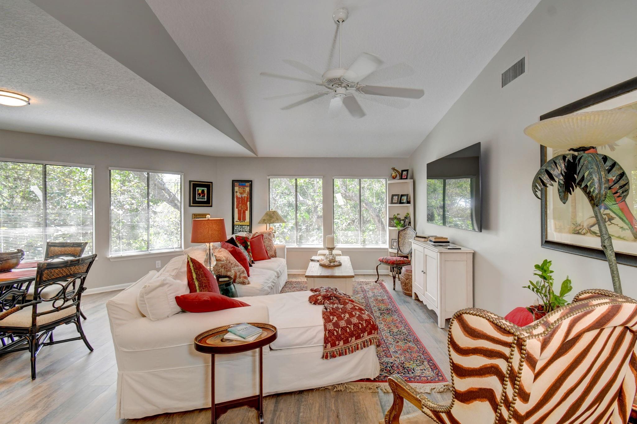 Schooner Oaks - Residential