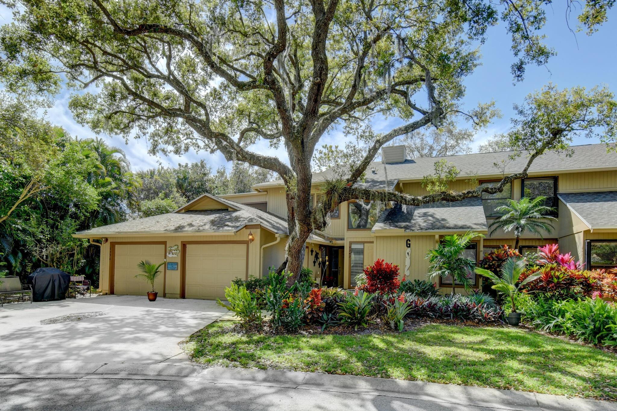 Schooner Oaks - Residential