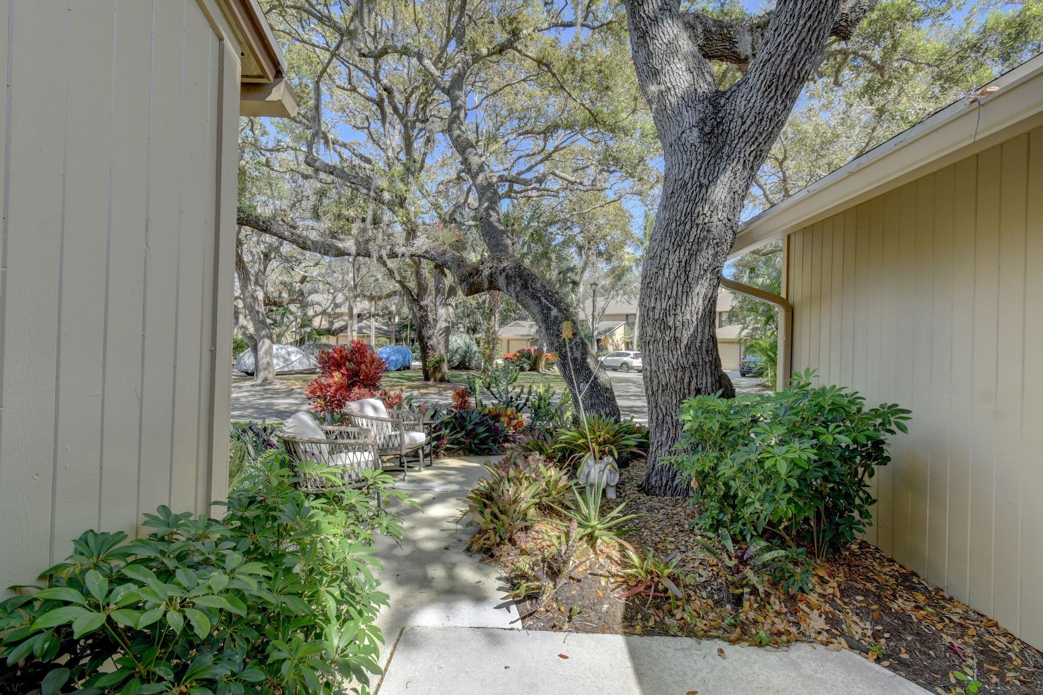 Schooner Oaks - Residential